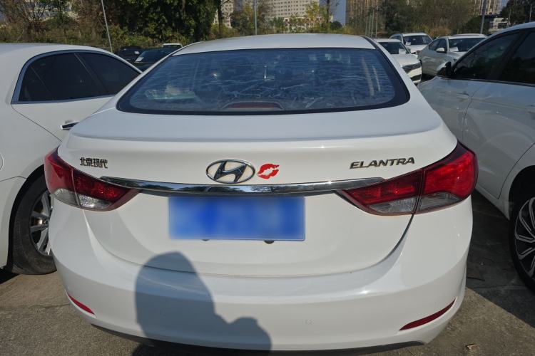 Used Hyundai Elantra (5th Generation / Langdong) 2016 1.6L Automatic Smart Version
