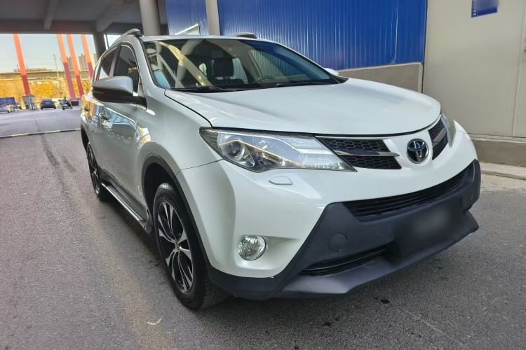 Used Toyota RAV4 2015 2.5L Automatic 4x4 Elite Edition
