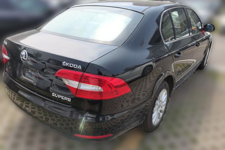 Used Skoda Superb 2013 1.8TSI Automatic MingShi Edition Rear Right 45 Deg