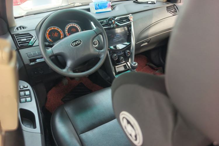 Used BYD F3 2020 1.5L Manual Value Edition Interior 2