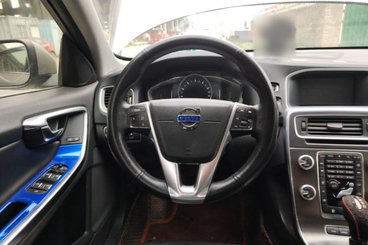 Used Volvo S60 New Energy 2015 S60L E-Drive Hybrid T6 Smart Drive Edition Steering Wheel