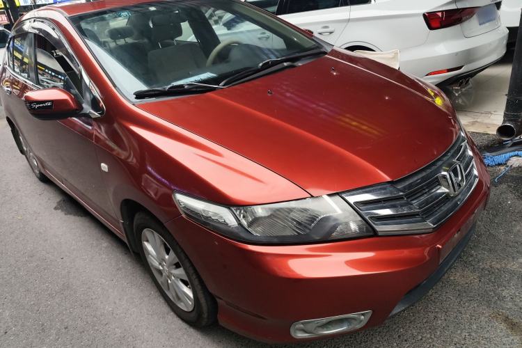 Used Honda City Classic 2014 Style 1.5L Automatic Elite Edition Front Right 45 Deg