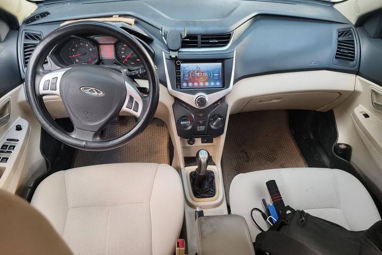 Used Chery Fengyun 2 2015 1.5L Manual New Edition Center Console