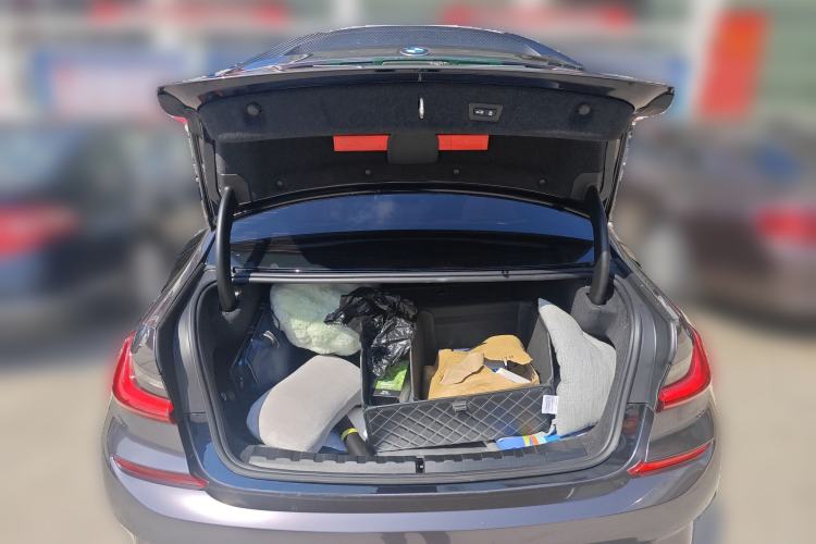 Used BMW 3 Series 2021 Second Facelift 330Li xDrive M Sport Night Edition Package