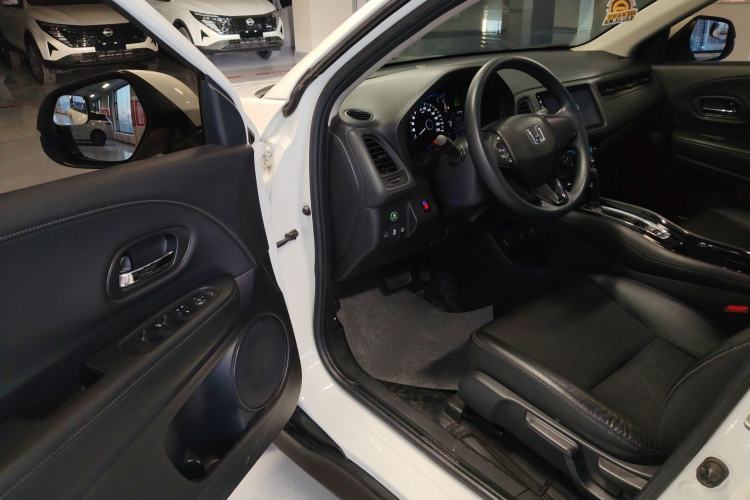 Used Honda Vezel 2019 1.5L CVT Luxury Model China V
