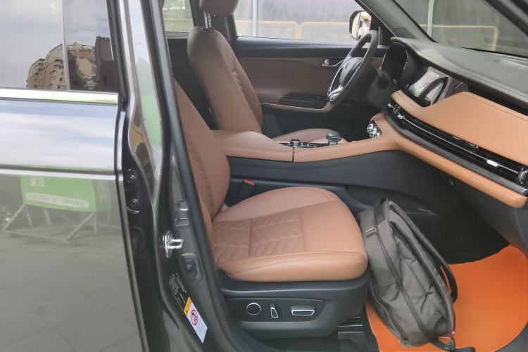 Used Changan CS95 2023 2.0T All-Wheel Drive Premium PLUS
