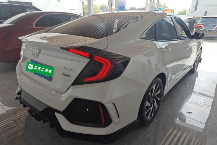 Used Honda Civic 2016 220TURBO CVT Luxury Edition