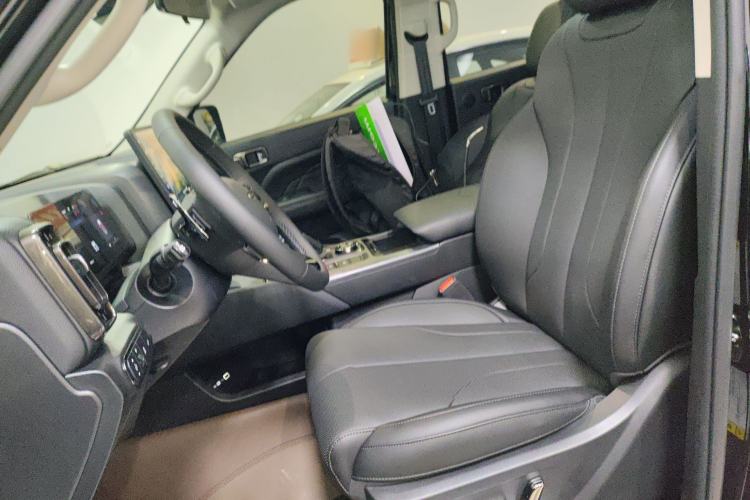 Used Haval H9 2024 2.0T Gasoline 4x4 Territory Edition Left Front Seat