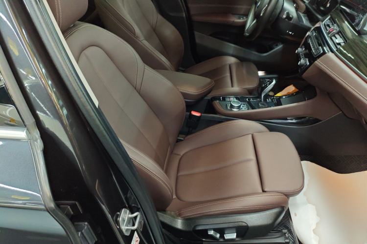 Used BMW X1 2022 xDrive25Li Luxury Model Right Front Seat