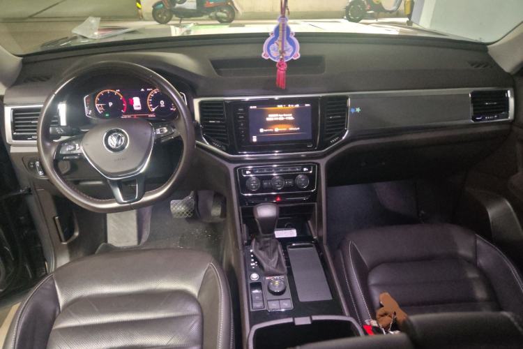 Used Volkswagen Teramont 2020 380TSI Four-Wheel Drive Luxury Version China VI Standard Center Console
