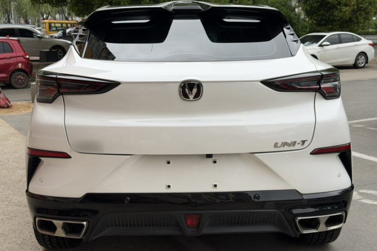 Used CHANGAN UNI-T 2023 Second-Generation 1.5T Prestige Model Exterior 4