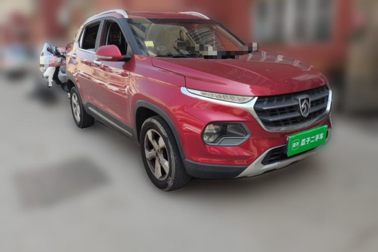 Used Baojun 510 2017 1.5L Manual Fashion Model
