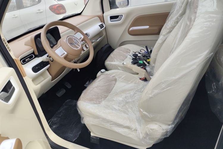 Used Wuling Hongguang MINIEV 2024 3rd Generation 215km Youth Edition
