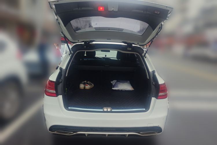 Used Mercedes-Benz C-Class 2017 C 200 station wagon