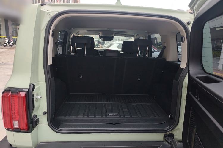 Used Tank 300 2023 City Edition 2.0T—Stylish as Ever
