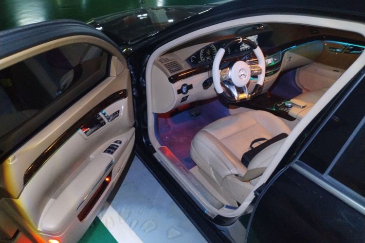 Used Mercedes-Benz S-Class 2010 S 300 L Luxury Model