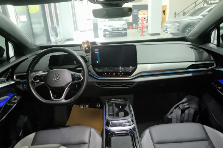 Used Volkswagen ID.4 CROZZ 2021 Long-Range Lite PRO Two-Wheel Drive Version
