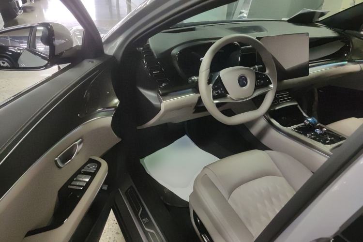 Used BYD Han 2025 DM-i Intelligent Driving Edition 125KM LiDAR Flagship Model
