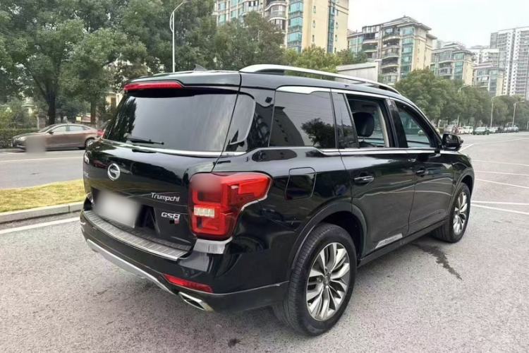 Used GAC Trumpchi GS8 2017 320T Two-Wheel Drive Luxury Smart Connectivity Version (7 Seats)
