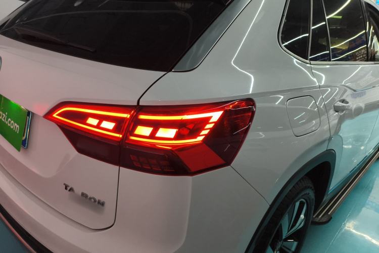 Used Volkswagen Tayron 2019 Teramont Edition 280TSI Two-Wheel Drive Luxury Model China VI Standard Right Rear Taillight