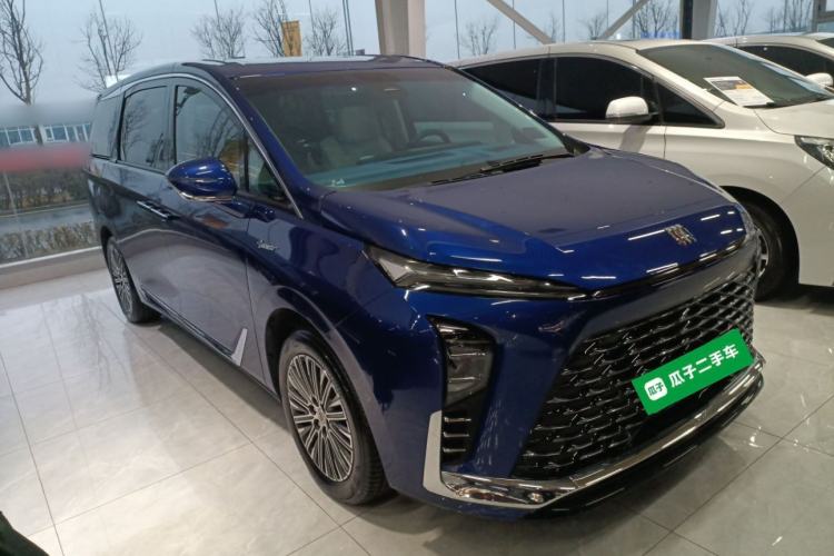 Used Buick GL8 New Energy 2024 Lu Zun Luxury Edition 6-Seater
