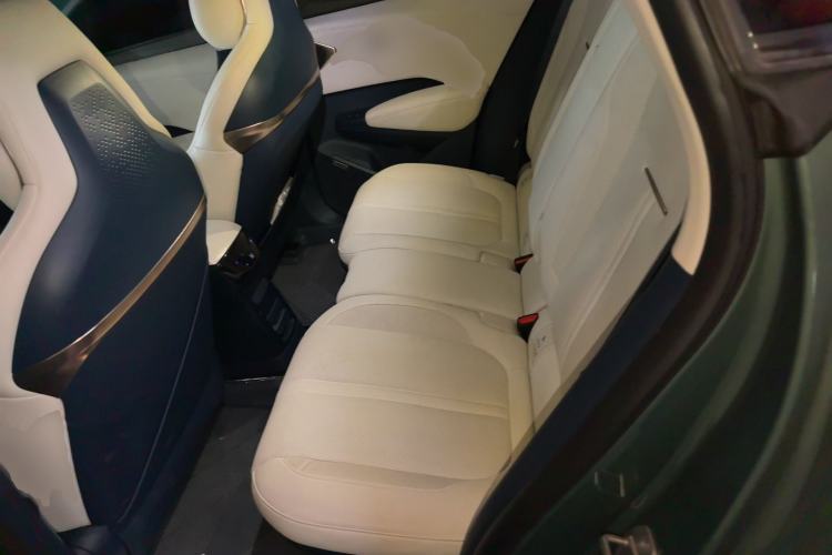 Used Zeekr X 2023 Four-Wheel Drive YOU Edition 4 Seats Left Rear Seat