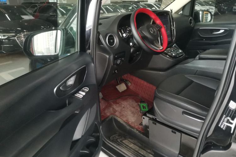 Used Mercedes-Benz Vito 2018 2.0T Business Version China VI Emission Standard Driver Seat