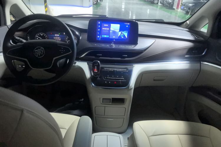 Used Buick GL8 2023 Land Executive Class Comfort Model