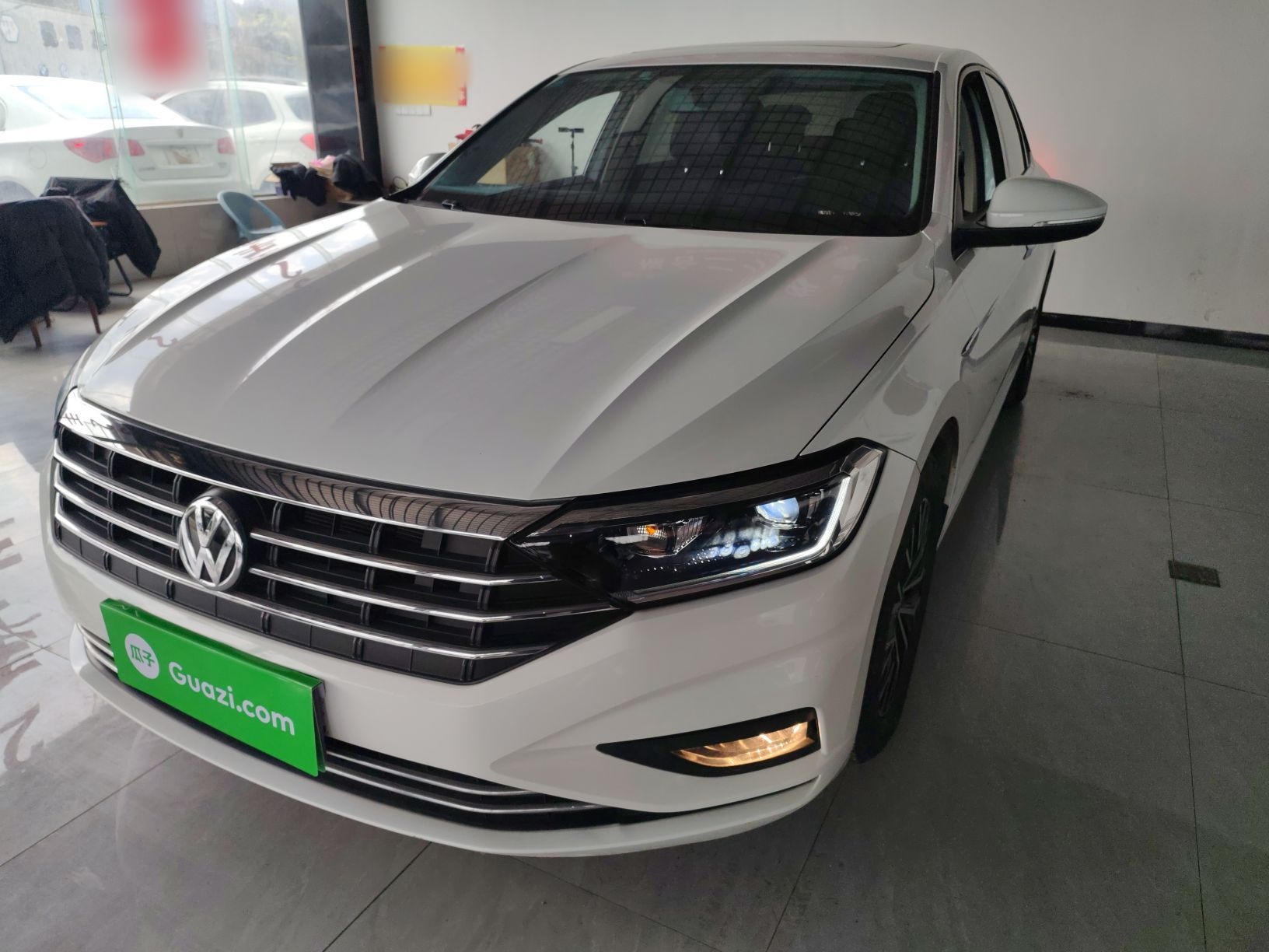 Parte inferior delantera