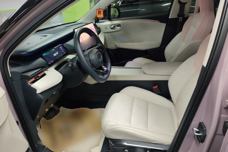 Used Lynk & Co 06 EM-P 2025 EM-P 126 Long-Range Halo
