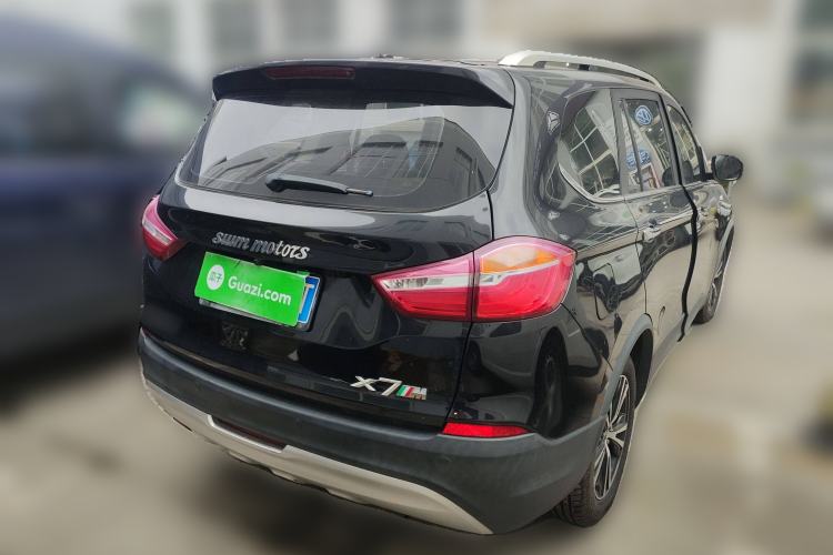 Used SWM X7 2016 1.8L Manual Luxury Edition 7 Seats