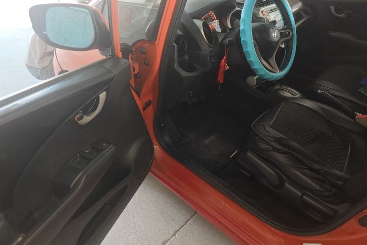 Used Honda Fit 2011 1.5L Automatic Luxury Edition
