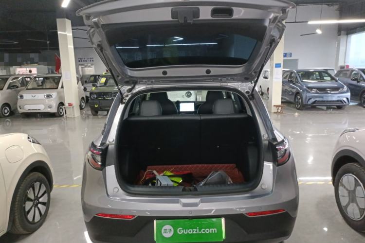 Used Geely Galaxy Geome 2025 310km Youth Edition Trunk