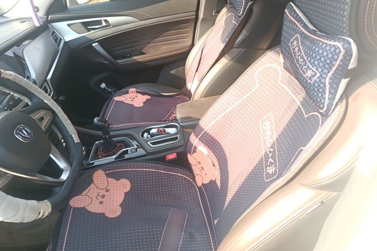 Used CHANGAN CS35PLUS 2018 1.6L Manual Cool Edition China V Standard
