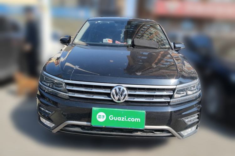 Used Volkswagen Tiguan L 2018 380TSI Automatic All-Wheel Drive Luxury Edition Front