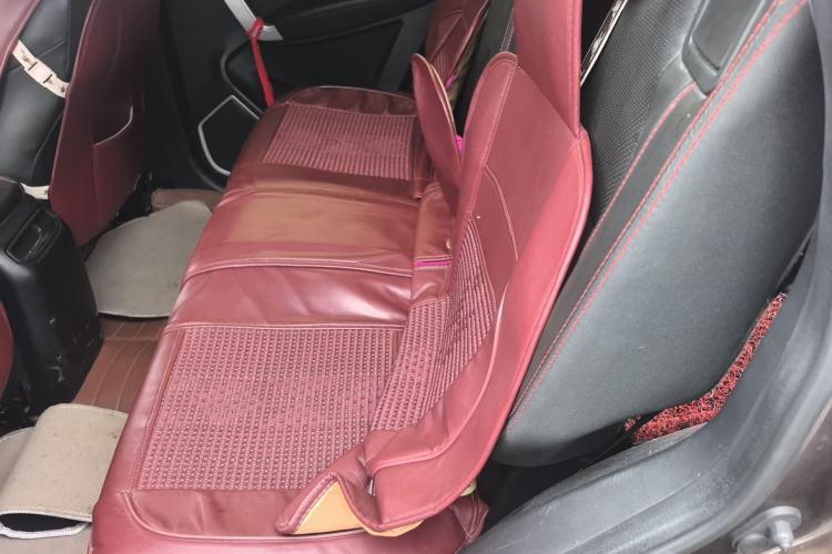 Used Geely Auto GX7 2015 Sports Edition 2.0L Automatic Prestige Model
