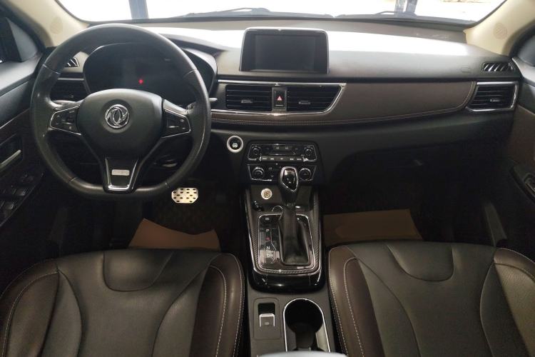 Used Dongfeng Fengon 370 2020 S370 1.5L CVT Luxury Model 5 Seats