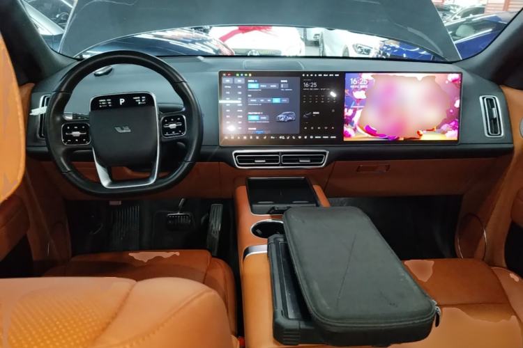 Used Li Auto L9 2022 Max model
