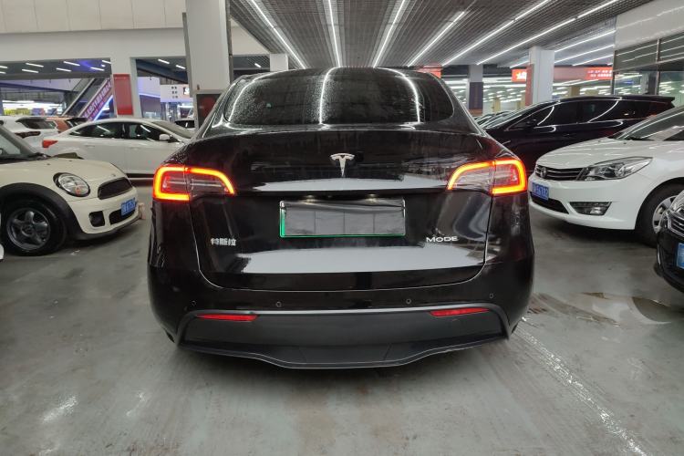 Used Tesla Model Y 2021 Standard Range Rear-Wheel Drive Version
