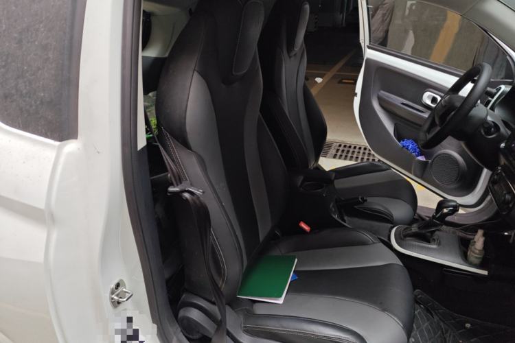 Used Roewe Clever 2022 311km QiQi BoBo Edition Left Rear Seat