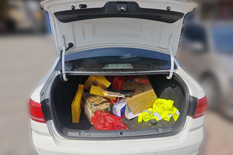 Used Volkswagen Lavida 2017 1.6L Automatic Comfort Edition
