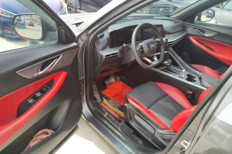 Used CHANGAN CS35PLUS 2021 Blue Whale NE 1.4T DCT Prestige Model
