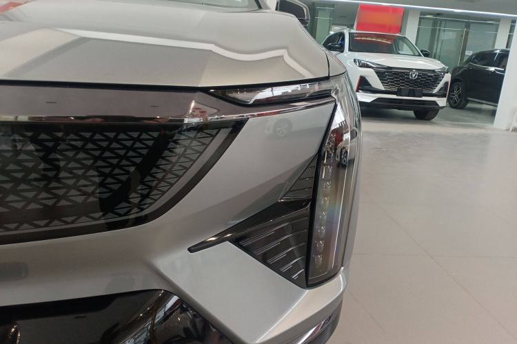 Used Cadillac OPTIQ 2024 Four-Wheel Drive Long-Range Version
