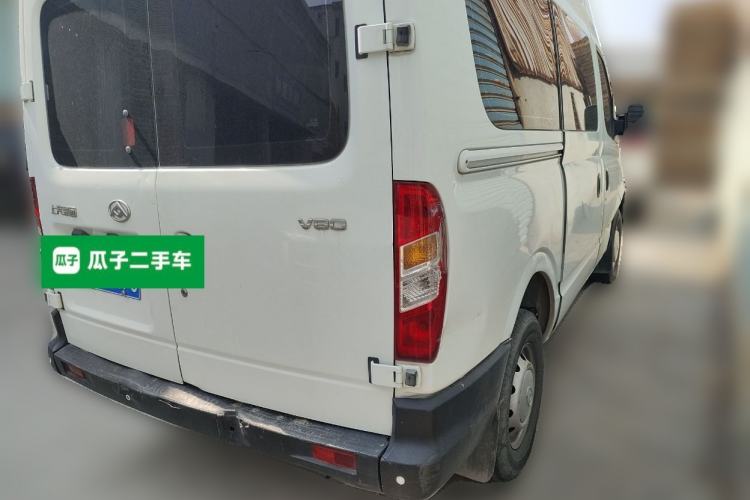 Used SAIC MAXUS Xintu V80 2019 2.5T Classic 6-Speed Manual Van Short Wheelbase Mid-Roof Design 2/3 Seats