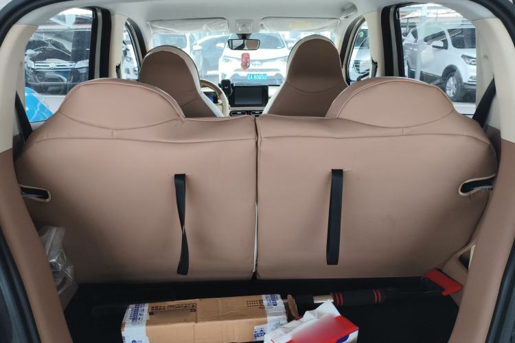 Used Wuling Hongguang MINIEV 2025 Four-Door Version Zhenxiang+ Edition Trunk