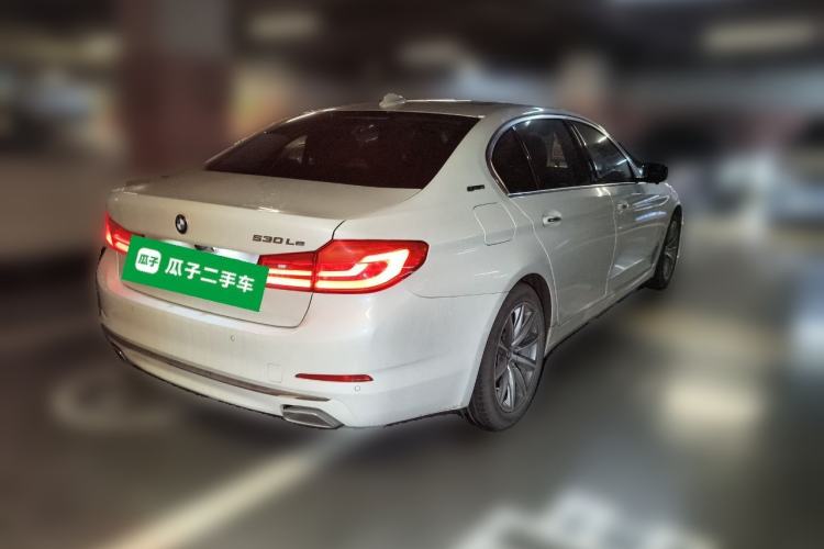 Used BMW 5 Series New Energy 2018 530Le Luxury Package Rear Right 45 Deg