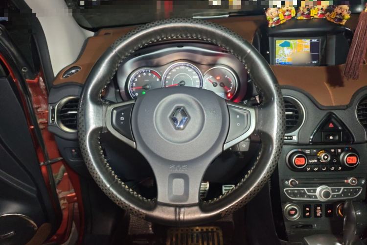 Used Renault Koleos 2010 2.5L 4x4 Luxury Version
