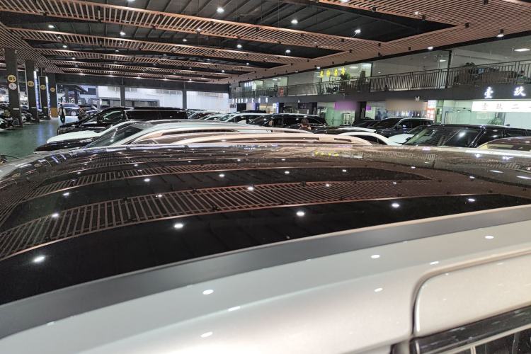 Used XPeng X9 2024 702 Ultra-Long Range Max
