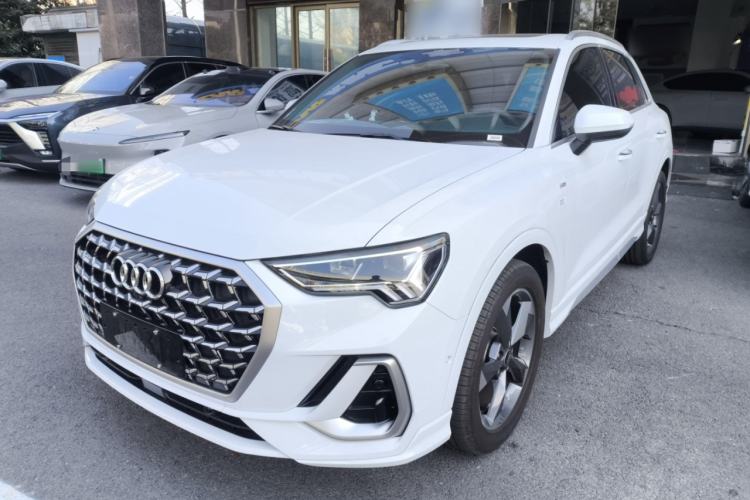 Used Audi Q3 2024 35 TFSI Fashion Dynamic Edition