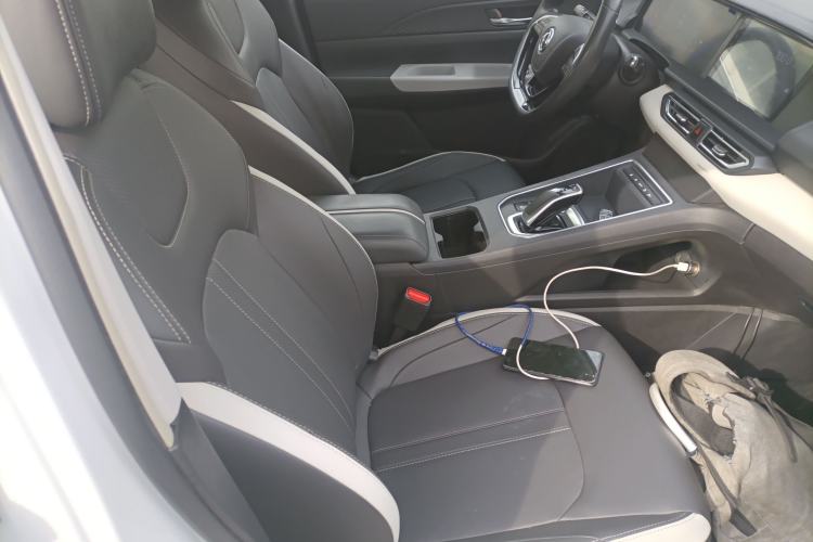 Used Dongfeng Aeolus E70 2023 500 Smart Version Lithium Iron Phosphate 48.6 kWh 110 kW